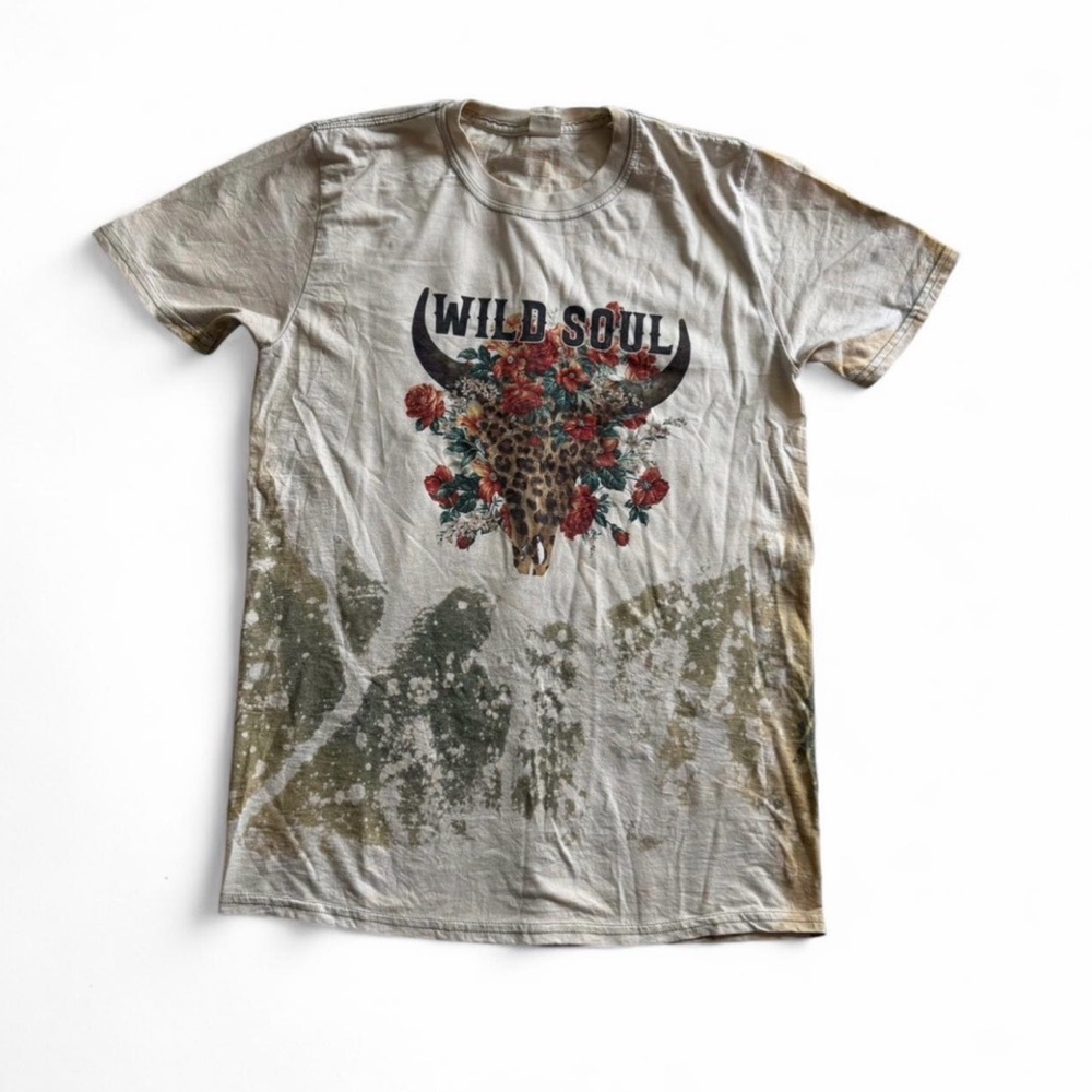 Wild Soul Western Bleached Graphic Tee Cowgirl Boho Distressed Skull Shirt Med